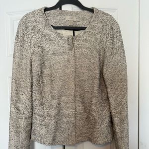 Loft EUC grey/black/cream blazer. Size Large. Peplum waist in the back.